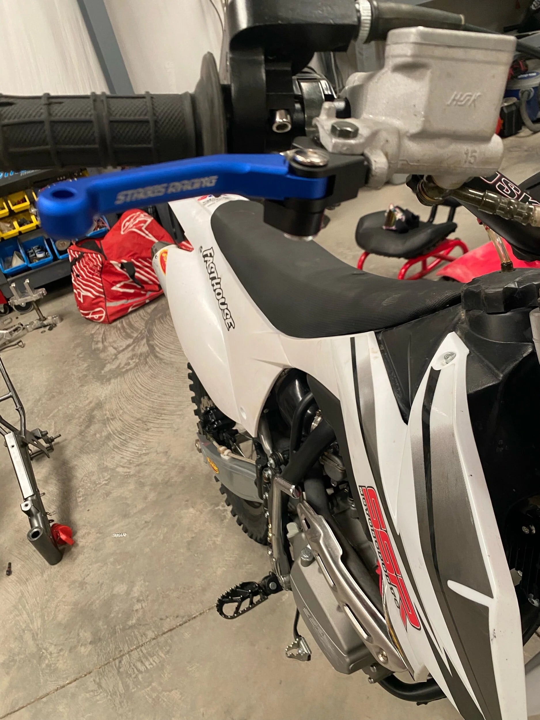Staggs Racing CNC folding levers SSR 189