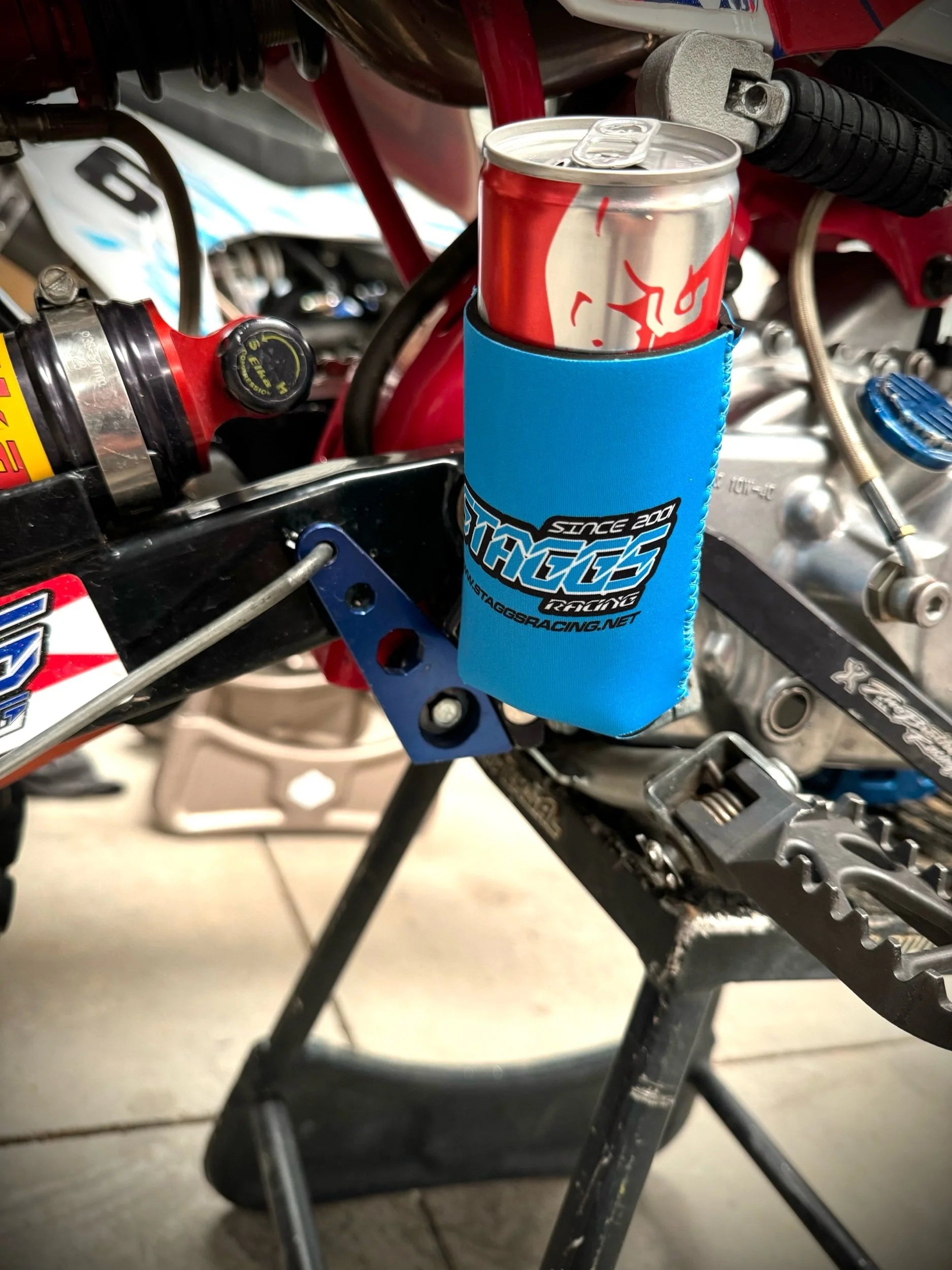 Staggs Racing Magnetic  Koozie